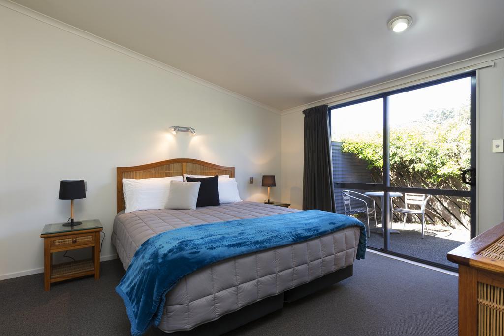 Beach House Motel Papamoa Eksteriør billede