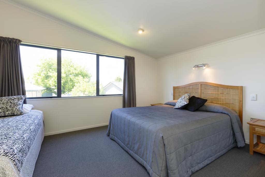 Beach House Motel Papamoa Eksteriør billede