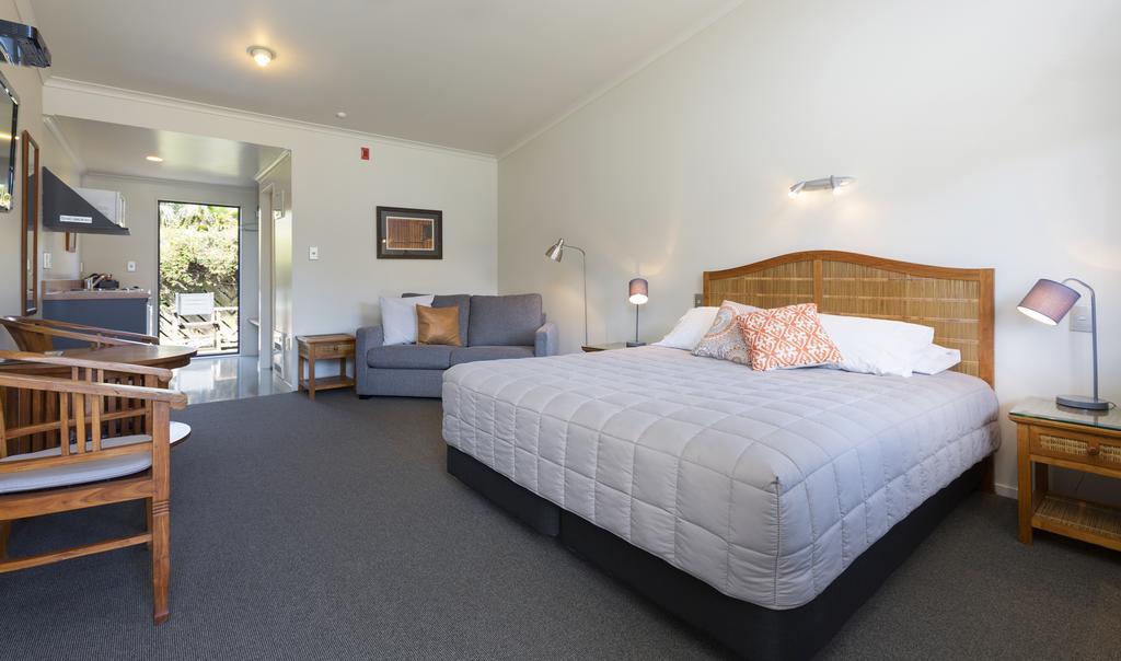 Beach House Motel Papamoa Eksteriør billede